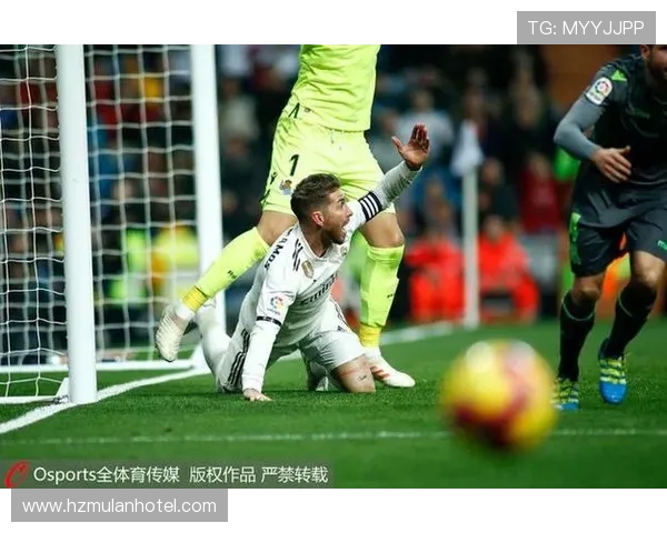 卡瓦哈尔因鲁利言语侮辱失控染红 赛场冲突引发争议