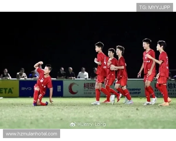 比亚迪助力中国足球小将远征西班牙出战BRAVA25杯逐梦绿茵舞台